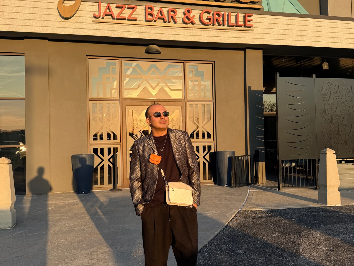 A Perfect Saturday Night at Johnnie’s Jazz Bar & Grill: Where Kansas City’s Soul Sings