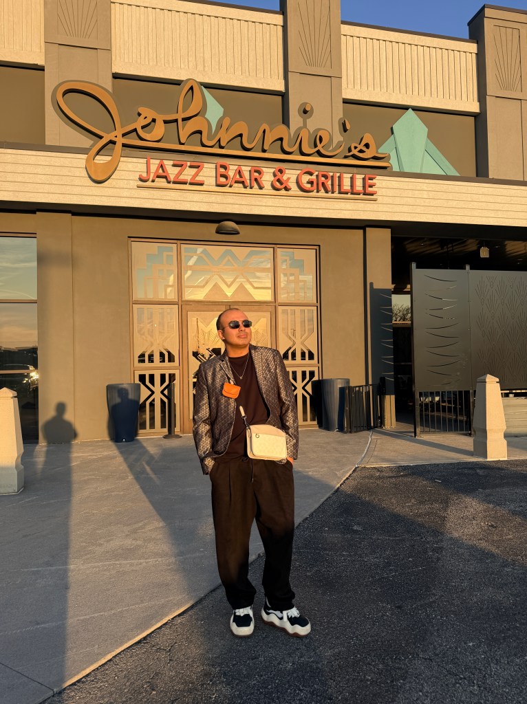 A Perfect Saturday Night at Johnnie’s Jazz Bar & Grill: Where Kansas City’s Soul Sings